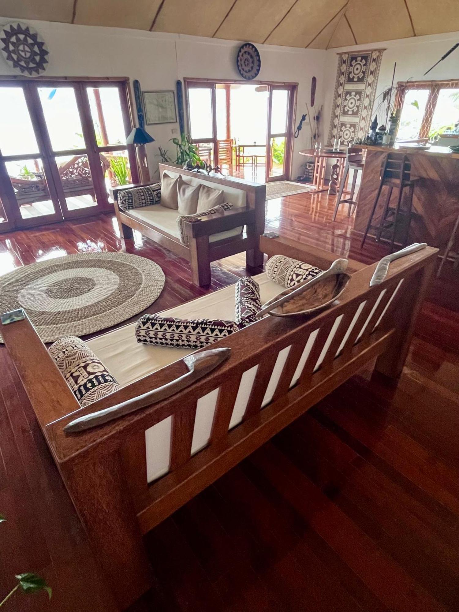 Naveria Heights Lodge Savusavu Eksteriør bilde